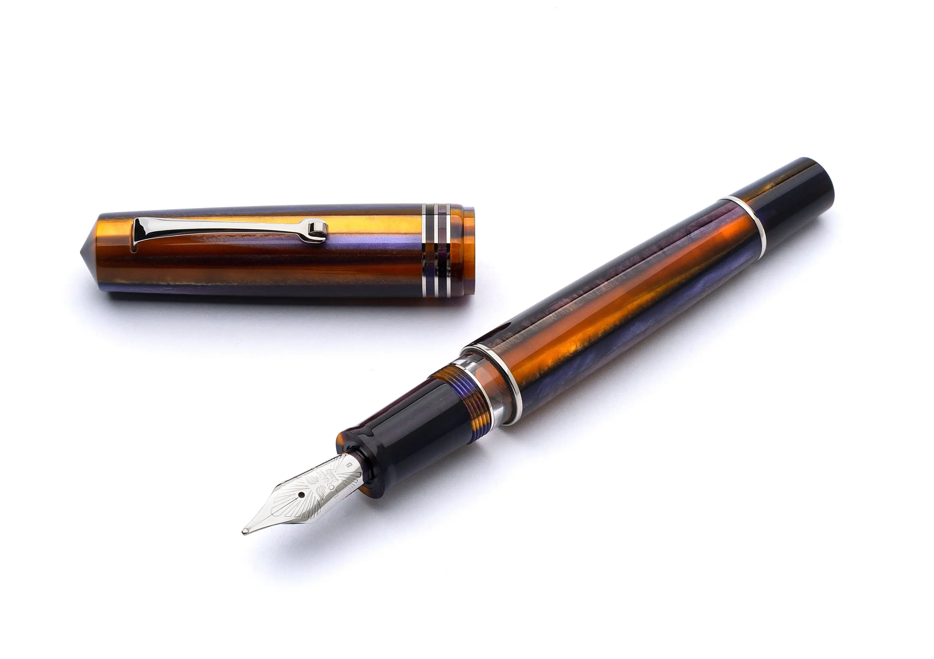 Leonardo Momento Zero Grande 2.0 fountain pen Sea Anemone | Casa